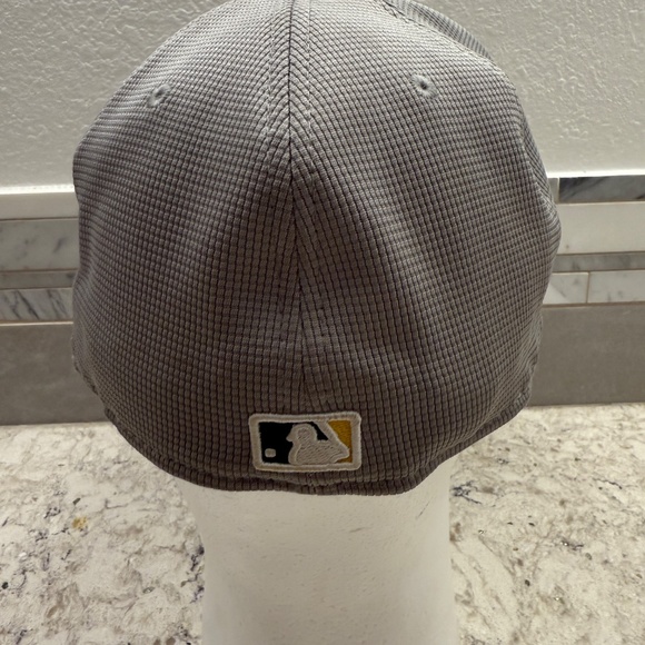 Oakland Athletics Gray MLB Fan Cap Hat -cp - Picture 5 of 8